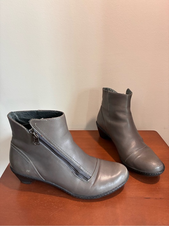Dansko Shoes - DANSKO Womens Billie Leather Ankle Boots Sz 40 Women’s Sz 9.5-10 Burnished Gray